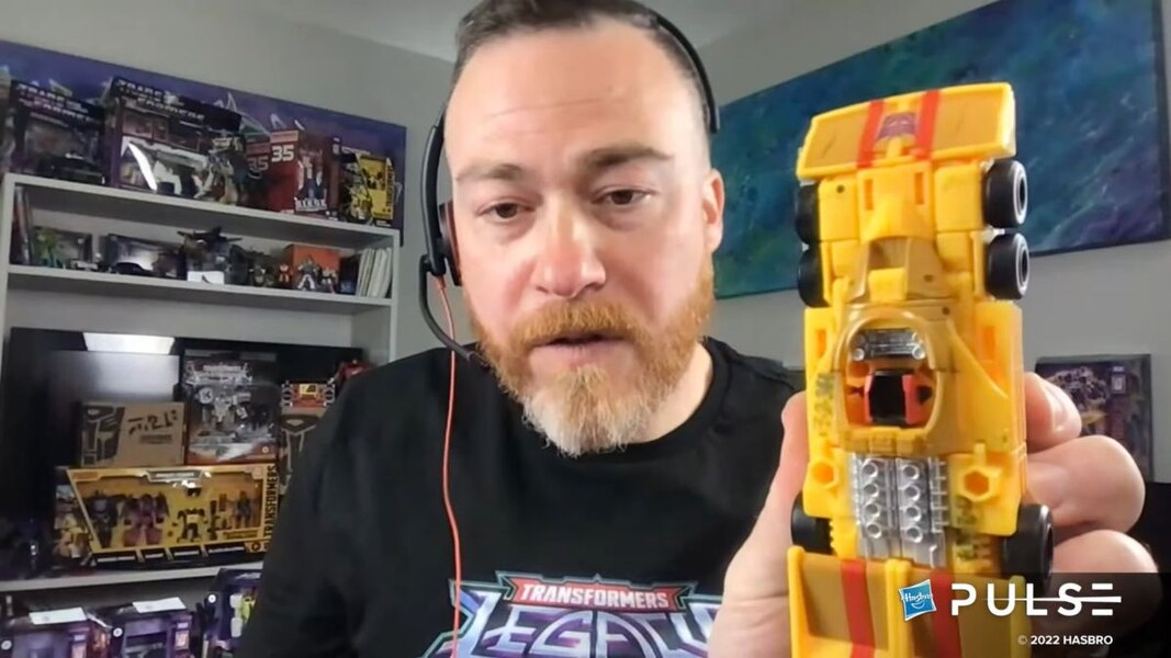 Fan First Tuesday! Transformers Livestream Report  (164 of 196)